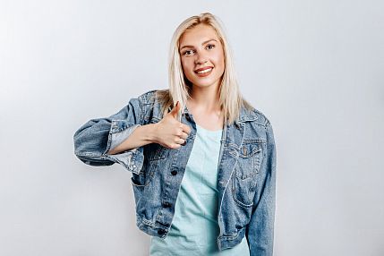 Как прижечь прыщ* дома? - фото
