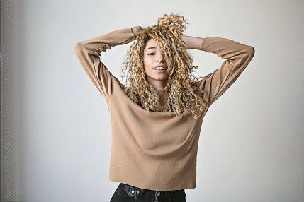 Как вывести черные точки с лица, используя активированный уголь, и можно ли это сделать? - фото