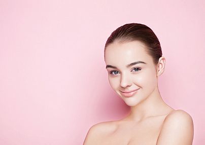 Лечение прыщей* на подбородке: как ухаживать за кожей после чистки - фото